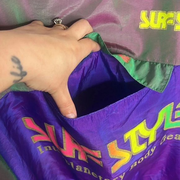 Vintage 90s SURF STYLE Body Gear iridescent hooded windbreaker popover jacket - Picture 5 of 15